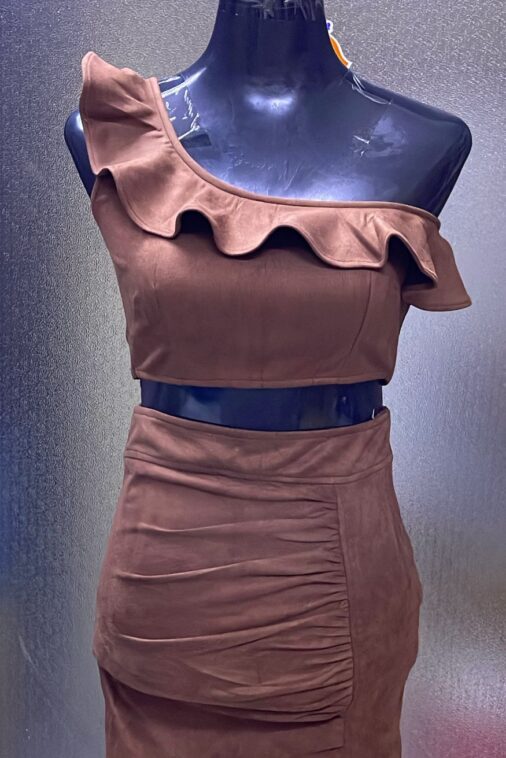 Leather sleeves less with frill Two piece short dress